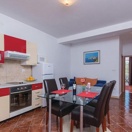 Gorgeous Apartment In Dubrava With Kitchen Εξωτερικό φωτογραφία