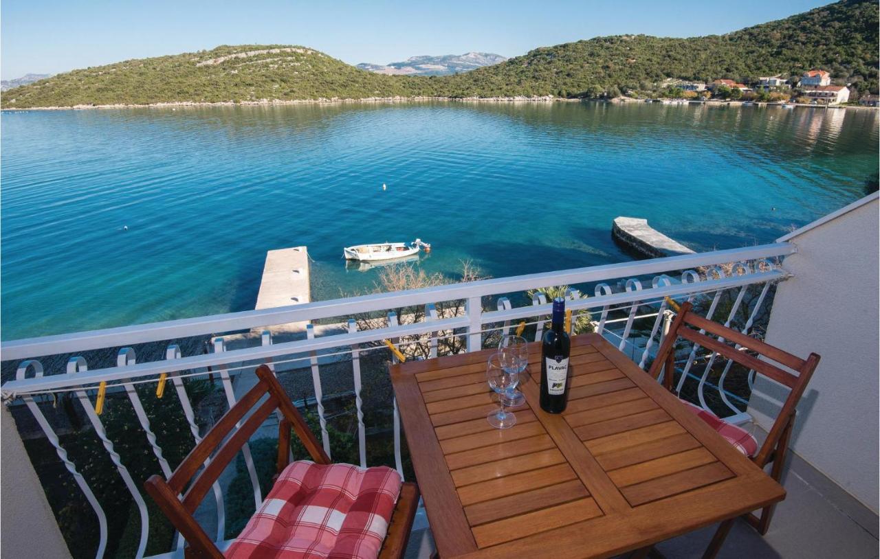Gorgeous Apartment In Dubrava With Kitchen Εξωτερικό φωτογραφία
