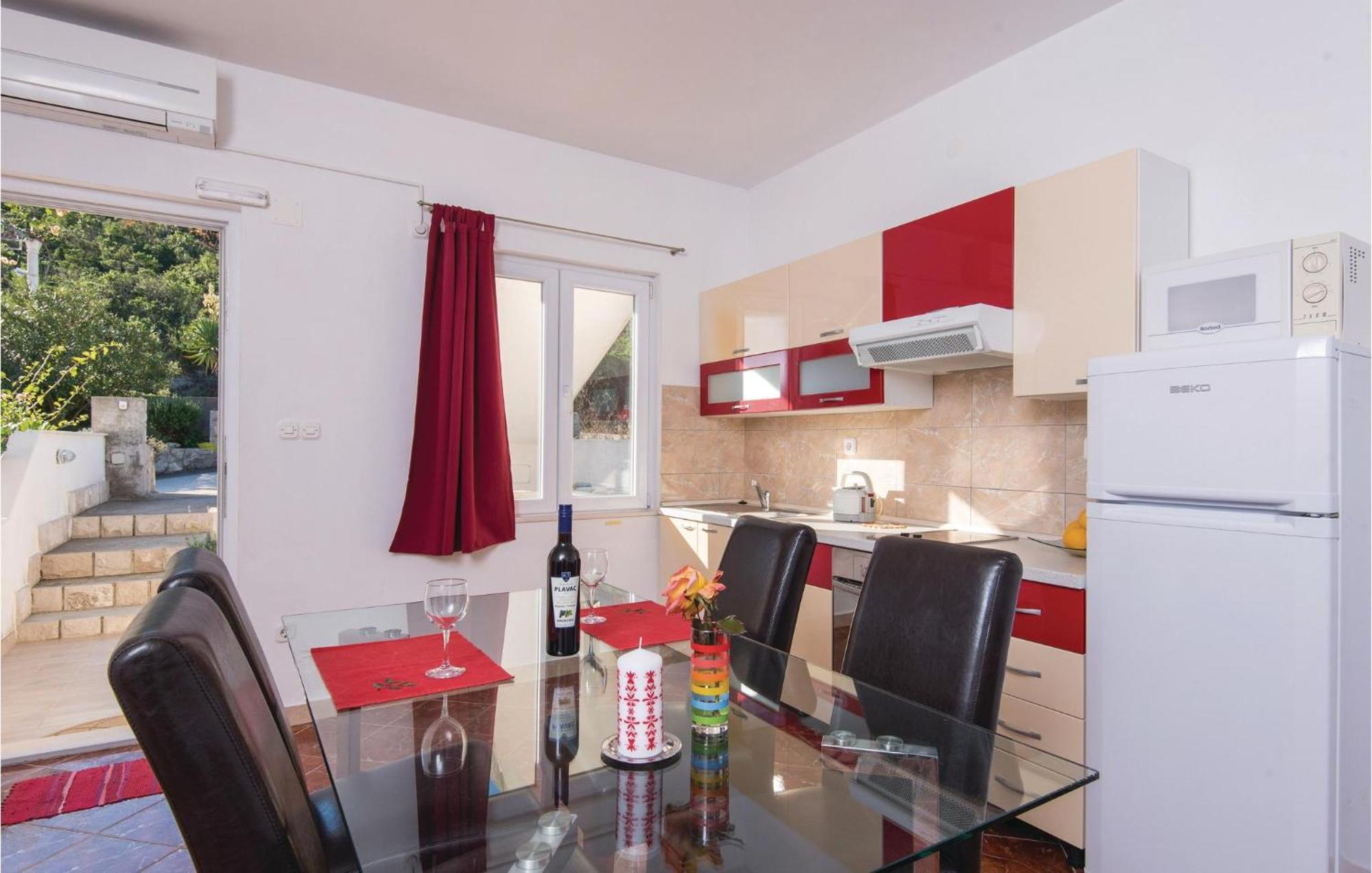 Gorgeous Apartment In Dubrava With Kitchen Εξωτερικό φωτογραφία